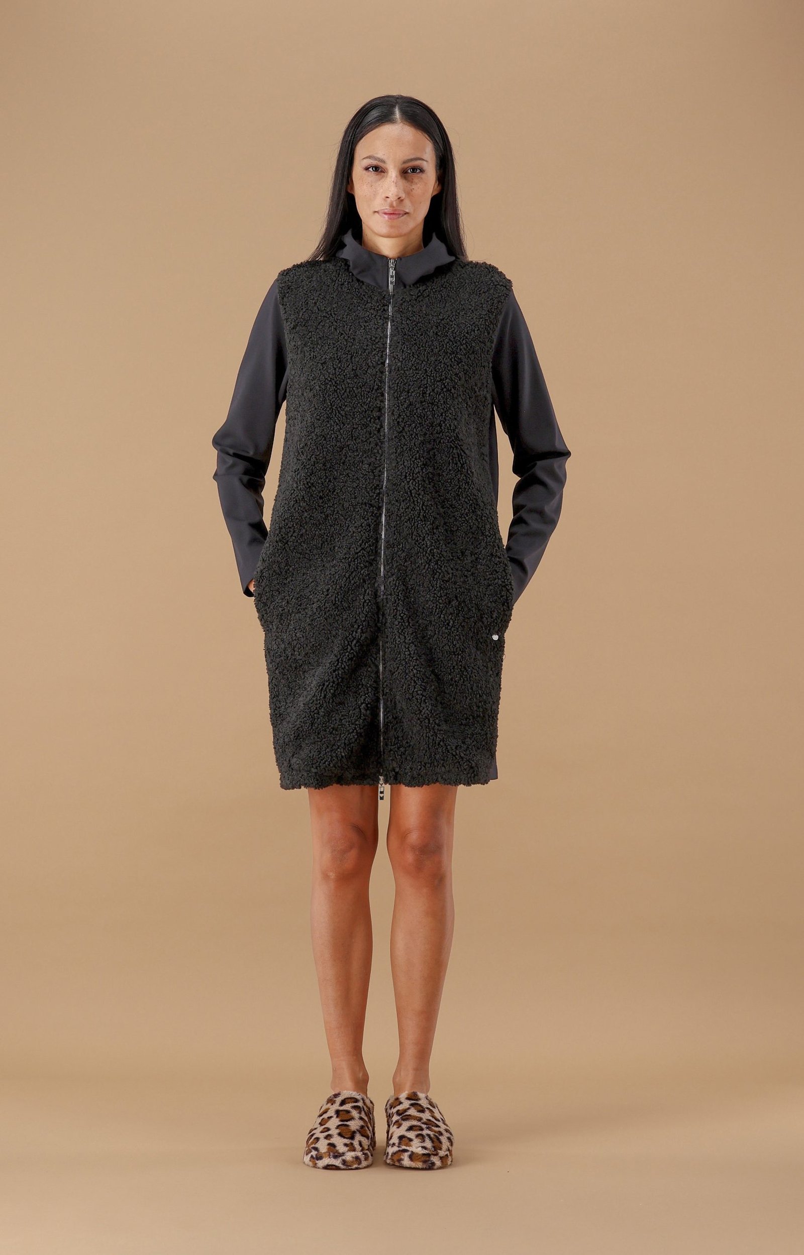 maryplaid Vestaglia Donna Invernale Manica Lunga Cappuccio, Tasche e Davanti in Pile Bouclé – Tessuto Tecnico